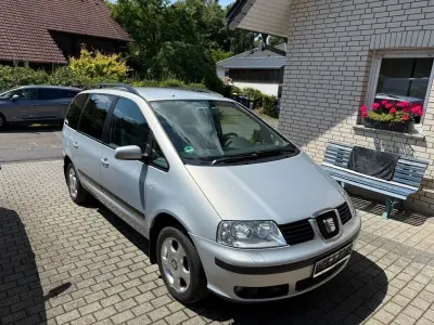 Używany Seat Alhambra 131 KM (96 kW) 2003 Srebrny Minivan