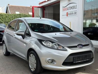 gebraucht Ford Fiesta Champions Edition KLIMA SHZ 8X BEREIFT