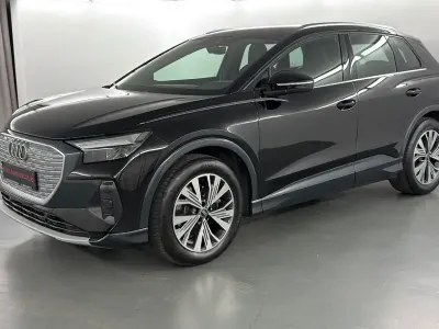 Gebraucht Audi Q4 e-tron S-Line 125 kW (170 PS) 2023 Schwarz SUV