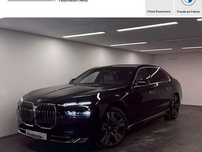 Gebraucht BMW 750e Executive 489 PS (359 kW) 2025 Schwarz Limousine
