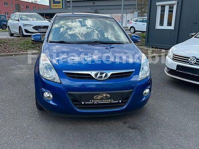 Gebraucht Hyundai i20 Classic 77 PS (56 kW) 2011 Blau Kleinwagen