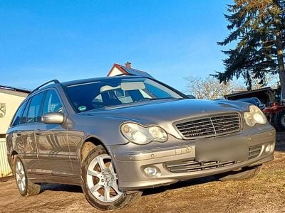 Gebraucht Mercedes C220 Elegance 150 PS (110 kW) 2007 Kombi