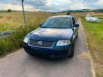 Gebraucht VW Passat 102 PS (75 kW) 2002 Blau Kombi