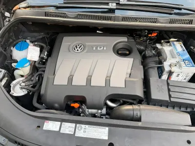 Gebraucht VW Golf VI 105 PS (77 kW) 2011 Braun Kleinwagen