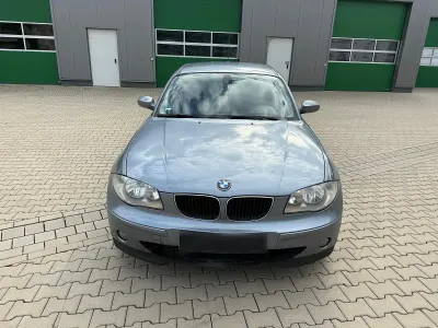 Usata BMW 118 122 CV (89 kW) 2005 Grigio Utilitaria
