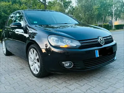 Gebraucht VW Golf VI 105 PS (77 kW) 2010 Schwarz Kleinwagen