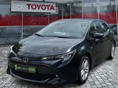 Gebraucht Toyota Corolla Business Edition 122 PS (89 kW) 2020 Black mica / ink Limousine