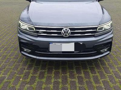 Usata VW Tiguan Allspace R-line 239 CV (175 kW) 2019 Grigio SUV