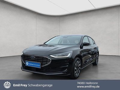 Neu Ford Focus Titanium 155 PS (114 kW) 2025 Agate black metallic Limousine