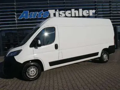 Używany Peugeot Boxer Avantage 163 KM (119 kW) 2018 Biały Van