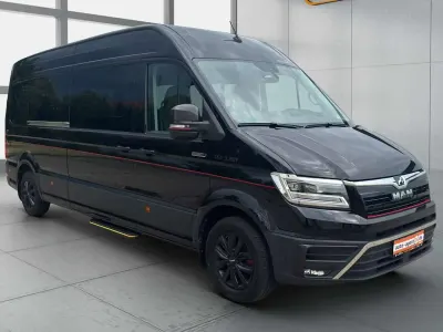 Używany MAN TGE 177 KM (130 kW) 2024 Czarny Van