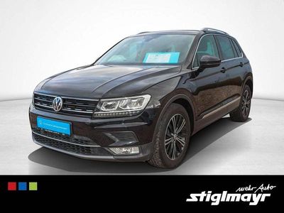 Deep black perleffekt Gebraucht 2017 VW Tiguan Highline SUV | 22.840 € (Fairer Preis)