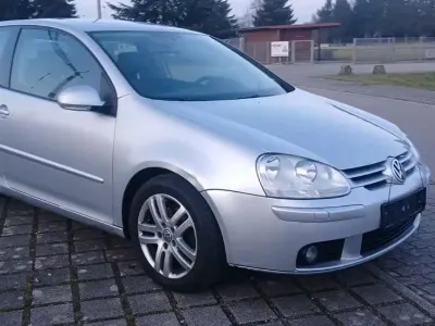 Brugt VW Golf V 105 HK (77 kW) 2004 Hatchback