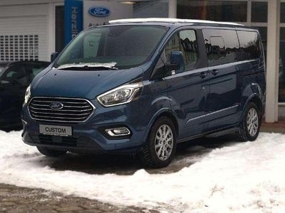Gebraucht Ford Tourneo Titanium 131 PS (96 kW) 2019 Chromablau metallic Van / Kleinbus