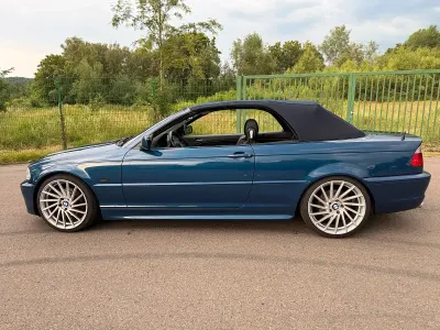 Gebraucht BMW 320 M Sport 170 PS (125 kW) 2002 Blau Cabrio