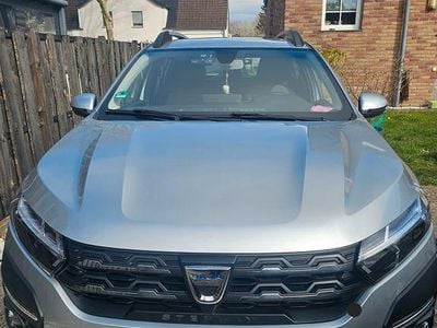 Gebraucht Dacia Sandero Comfort 101 PS (74 kW) 2021 Silber Limousine