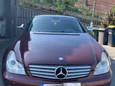 Gebraucht Mercedes CLS350 272 PS (200 kW) 2007 Rot Limousine