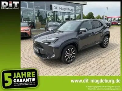 Gebraucht Toyota Yaris Connect Style 116 PS (85 kW) 2022 Marlingrau metallic Kleinwagen