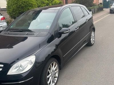 Usata Mercedes B200 145 CV (106 kW) 2006 Nero Monovolume