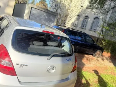 Usata Hyundai i20 78 CV (57 kW) 2009 Argento Utilitaria
