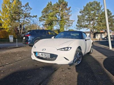 Neu Mazda MX5 Exclusive-Line 132 PS (97 kW) 2025 Arctic white Cabrio