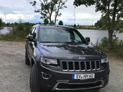 Gebraucht Jeep Grand Cherokee Summit 250 PS (183 kW) 2014 Schwarz SUV