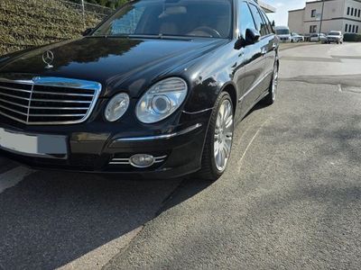Mercedes E320