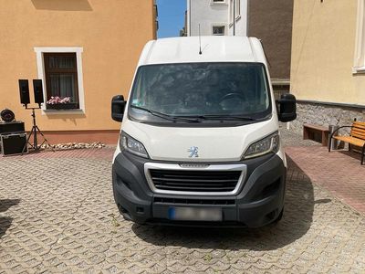 Gebraucht Peugeot Boxer 165 PS (121 kW) 2018 Weiß Van