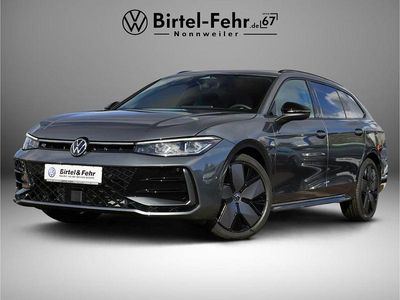 Grau Neu 2025 VW Passat R-line Kombi | 48.999 € (Superpreis)