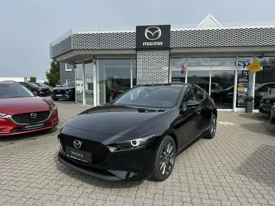 Nouă Mazda 3 Center-Line 140 CP (102 kW) 2026 Negru Berlinǎ