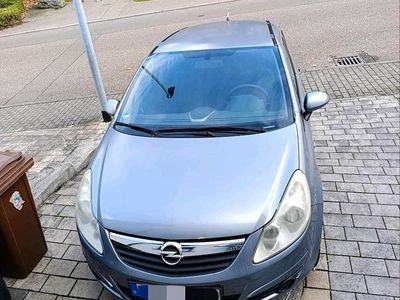 Grau Gebraucht 2007 Opel Corsa Limousine | 1.900 € (Fairer Preis)