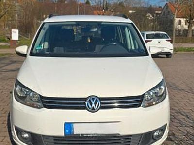 Gebraucht VW Touran Life 140 PS (102 kW) 2012 Weiß Van / Kleinbus
