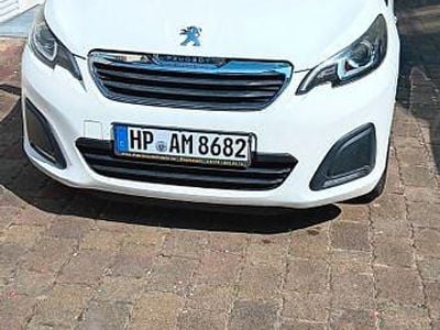 Gebraucht Peugeot 108 Active 69 PS (50 kW) 2014 Weiß Kleinwagen