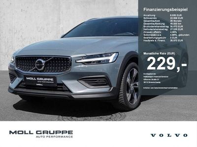 Thunder grey / metallic Gebraucht 2023 Volvo V60 CC Plus Kombi | 37.980 € (Fairer Preis)