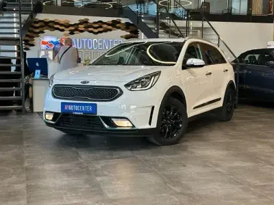 Gebraucht Kia Niro 105 PS (77 kW) 2018 Weiß SUV