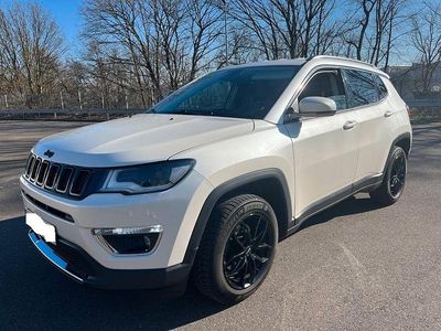 Gebraucht Jeep Compass Limited 140 PS (102 kW) 2018 Weiß SUV