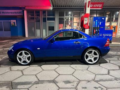 Blau Gebraucht 1997 Mercedes SLK200 Cabrio | 6.100 € (Etwas zu teuer)