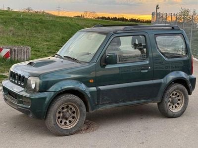 Second-hand Suzuki Jimny 86 CP (63 kW) 2008 Verde SUV