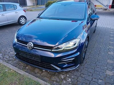 Gebraucht VW Golf VII Comfortline 116 PS (85 kW) 2018 Blau Kombi
