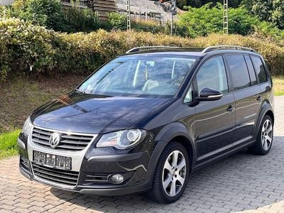 VW Touran Cross