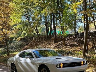 Gebraucht 2016 Dodge Challenger SXT Coupé | 16.000 € (Etwas zu teuer)