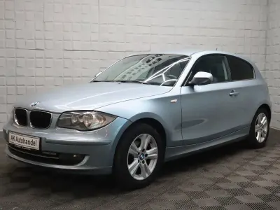 Gebraucht BMW 118 Advantage 143 PS (105 kW) 2011 Blau Kleinwagen