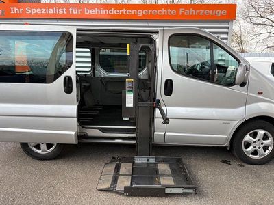 Gebraucht Opel Vivaro 114 PS (83 kW) 2014 Silber Van / Kleinbus