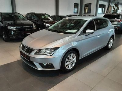Urban silber (metallic) Gebraucht 2019 Seat Leon Style Limousine | 9.990 € (Guter Preis)