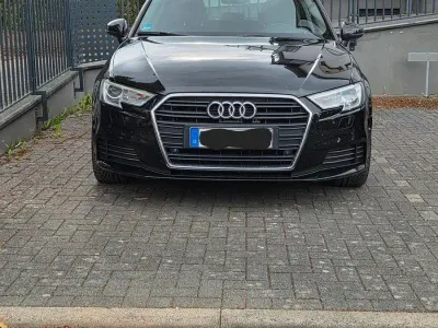 Gebraucht Audi A3 Sport 150 PS (110 kW) 2017 Schwarz Limousine
