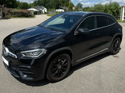 Gebraucht Mercedes GLA220 190 PS (139 kW) 2022 Schwarz SUV