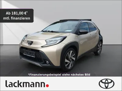 Gebraucht Toyota Aygo X X-plore 72 PS (52 kW) 2022 Beige SUV