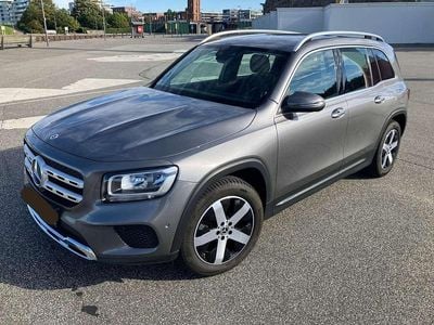 Mercedes GLB180