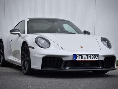 Usata Porsche 911 Carrera 4 GTS 540 CV (397 kW) 2025 Argento Berlina