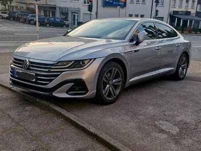 Second-hand VW Arteon R-line 200 CP (147 kW) 2021 Argintiu Berlinǎ